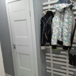 ที่แขวนแร็ค DIY สำหรับโถงทางเข้า