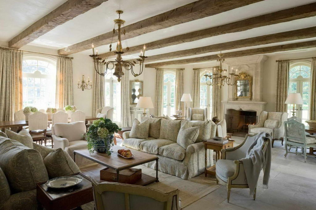 ห้องนั่งเล่นสไตล์ Provence อันกว้างขวาง