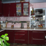 ภาพที่แท้จริงของห้องครัวในสีม่วงแดง