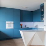 A convenient and practical bar counter can successfully replace a kitchen table