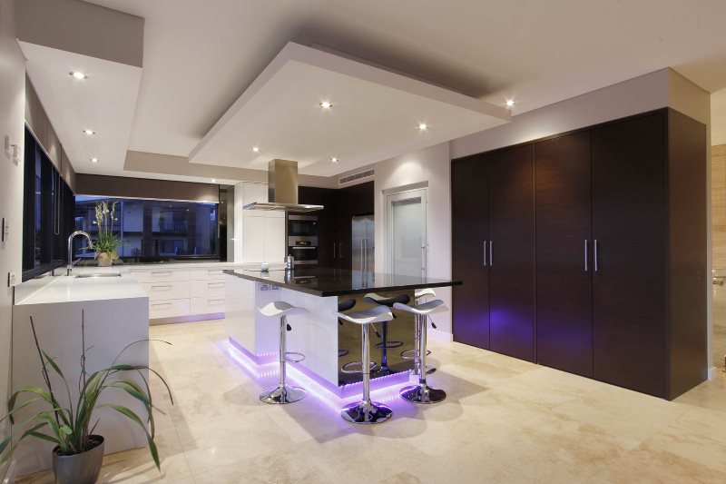 Drywall เหนือเกาะห้องครัว