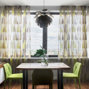 พื้นที่รับประทานอาหารห้องครัวสไตล์ Eco-loft