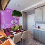 วอลล์เปเปอร์ภาพ Lilac บนผนังห้องครัว
