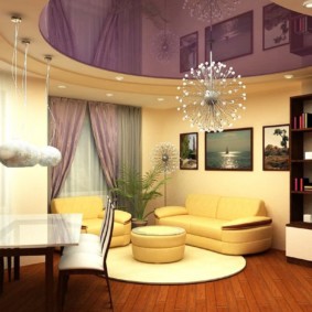 เบาะสีเหลืองอ่อน