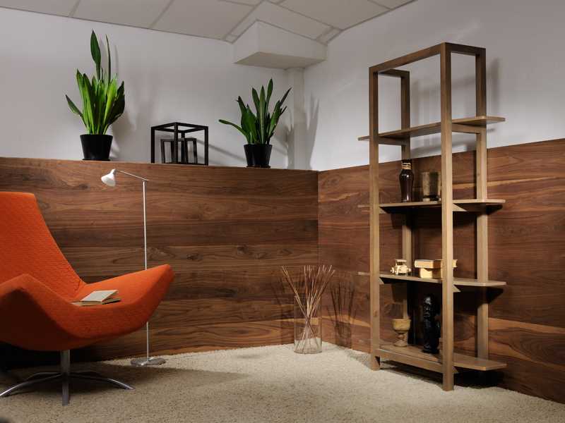 แผงซีดาร์ในการตกแต่งห้องครัว - ห้องนั่งเล่น