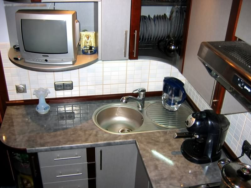 TV placement options in the kitchen