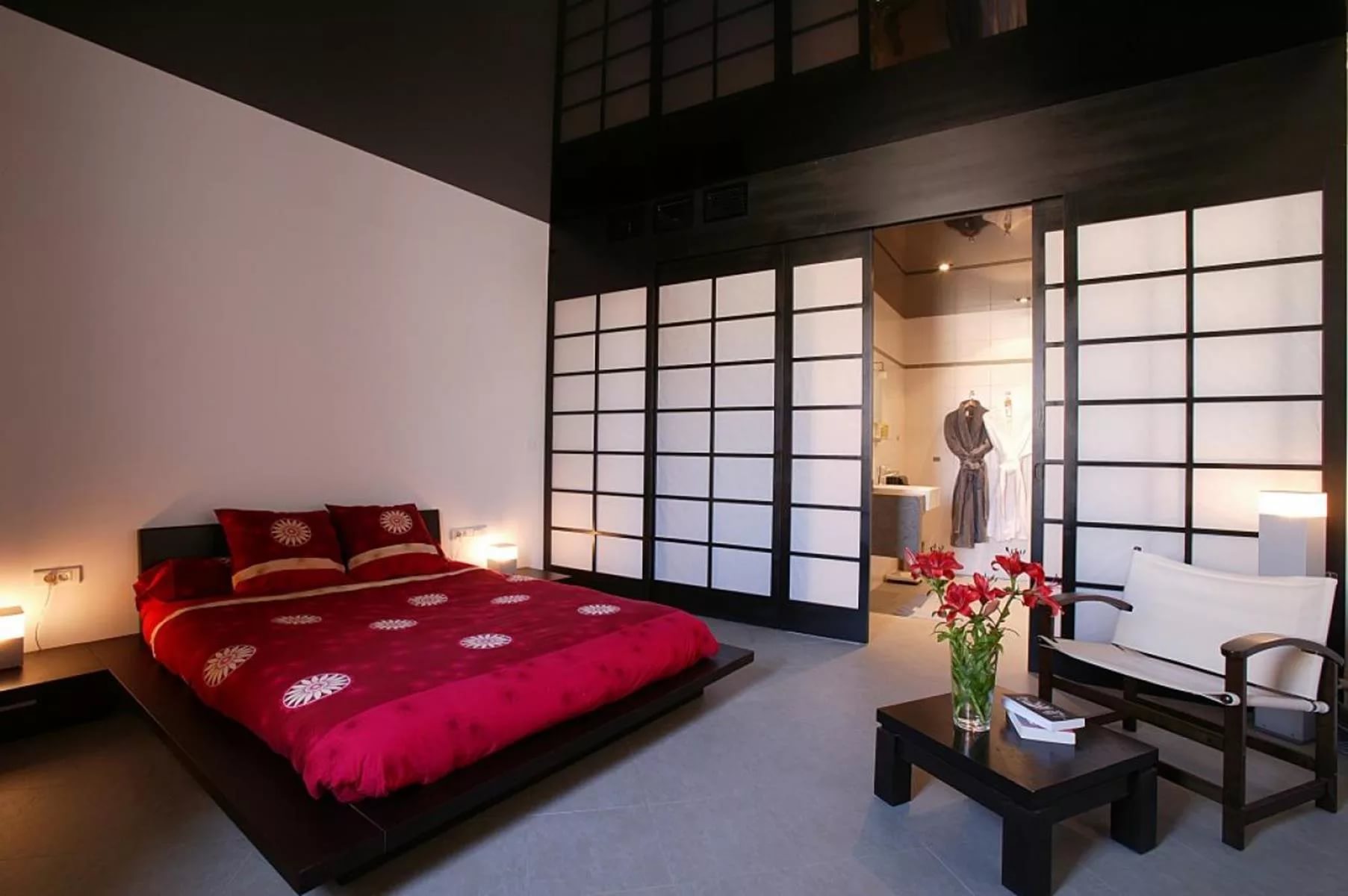 ตกแต่งห้องนอนโดย feng shui decor photo