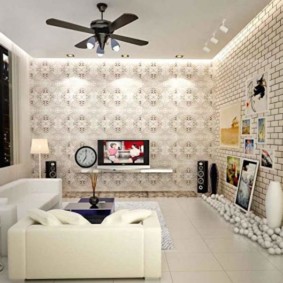 การรวมกันของวอลล์เปเปอร์ในห้องนั่งเล่น