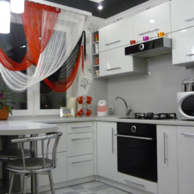 วางไมโครเวฟในห้องครัว