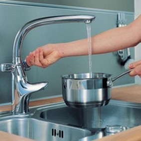 แนวคิดการตกแต่งห้องครัว faucet