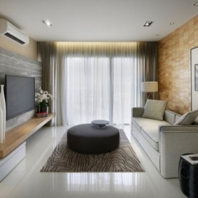 ทำหน้าต่างบานใหญ่ในห้องนั่งเล่น