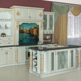 ห้องครัวพร้อมวิว patina