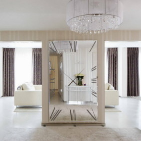 กระจกห้องโถงโดย feng shui ภาพภายใน