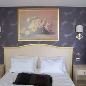 sconces ในห้องนอนเหนือประเภทของการออกแบบเตียง