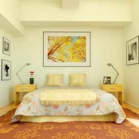 โต๊ะข้างเตียงสีเหลืองอ่อน
