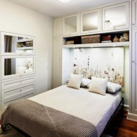 โพรง drywall ในแนวคิดการตกแต่งภายในห้องนอน