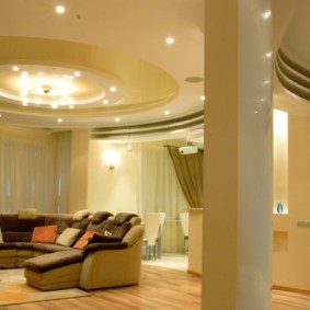 เพดาน drywall สำหรับแนวคิดการออกแบบห้องนั่งเล่น