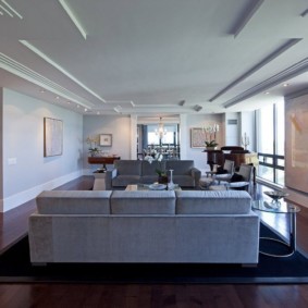 เพดานในการออกแบบภาพห้องนั่งเล่น