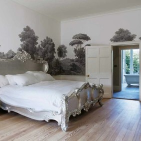 วอลล์เปเปอร์สีเทาในการตกแต่งภาพห้องนอน
