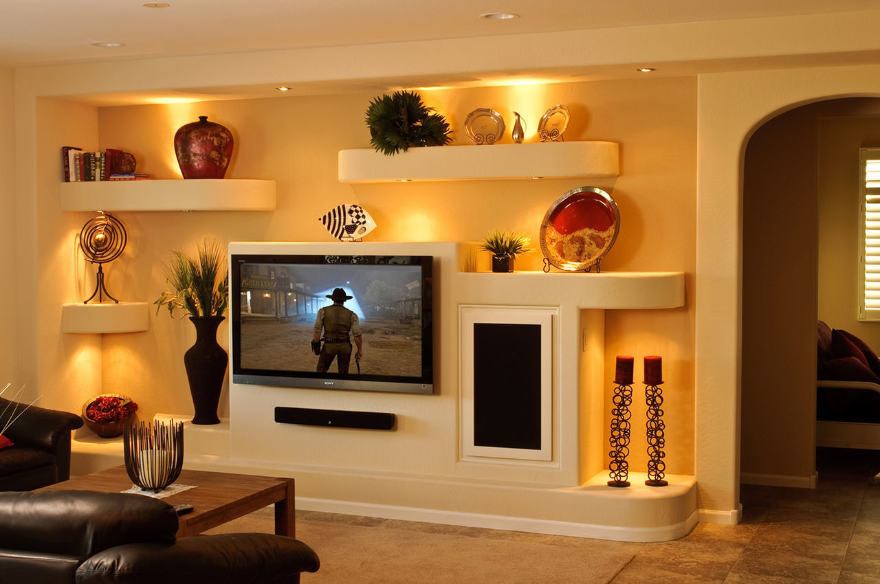 ผนังภายใต้ทีวีใน drywall ห้องนั่งเล่น