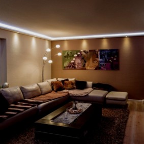 ไฟ LED รอบปริมณฑลของเพดาน