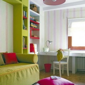 หมอนสี่เหลี่ยมสีชมพู