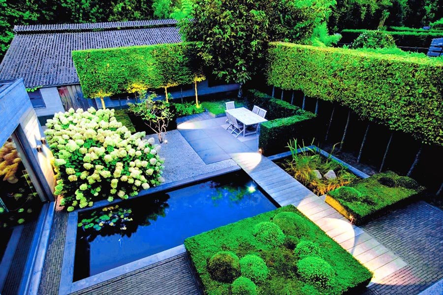 สวนรูปสี่เหลี่ยมผืนผ้าไฮเทค