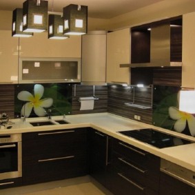 ผ้ากันเปื้อนสำหรับห้องครัวจากภาพตกแต่ง mdf
