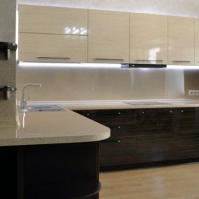 ผ้ากันเปื้อนสำหรับห้องครัวจากภาพถ่าย MDF