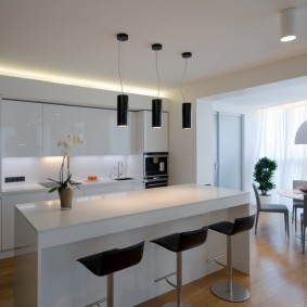 Minimalism ในการออกแบบห้องครัวห้องนั่งเล่น
